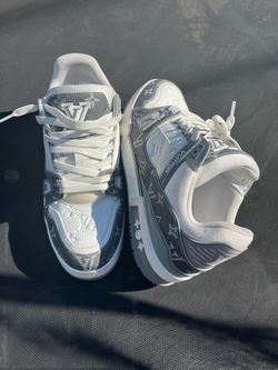 Lv Trainer