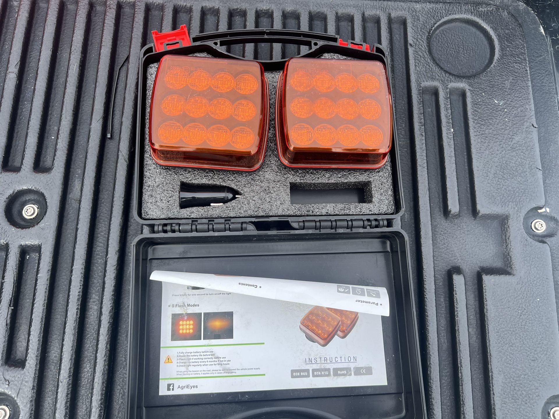 Magnetic Rechargeable Flashing Lights