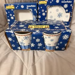 New Debbie Mumm Snowflake Dish Set