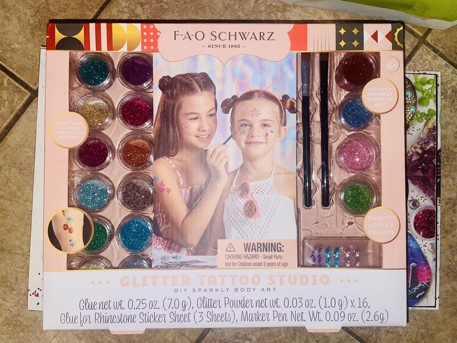FAO Schwarz Glitter Tattoo Studio Kit DIY sparkly Body Art