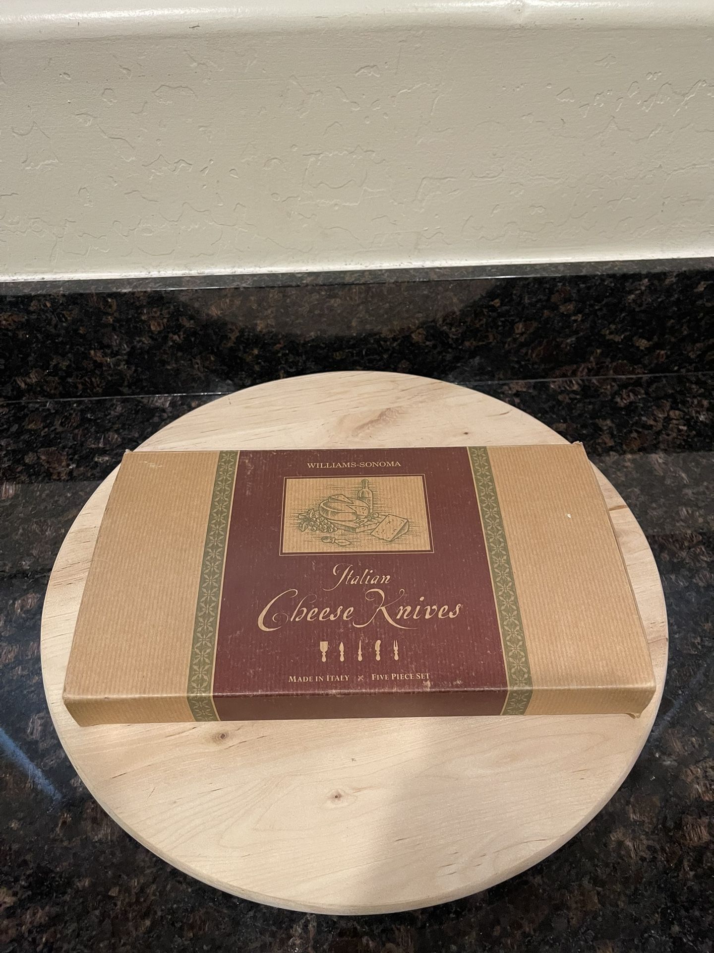 New William - Sonoma 5 Pc. Cheese Cutting Knife Set & Box