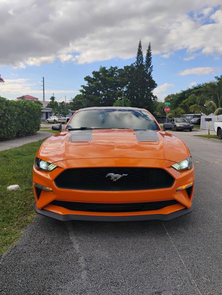 2020 Ford Mustang