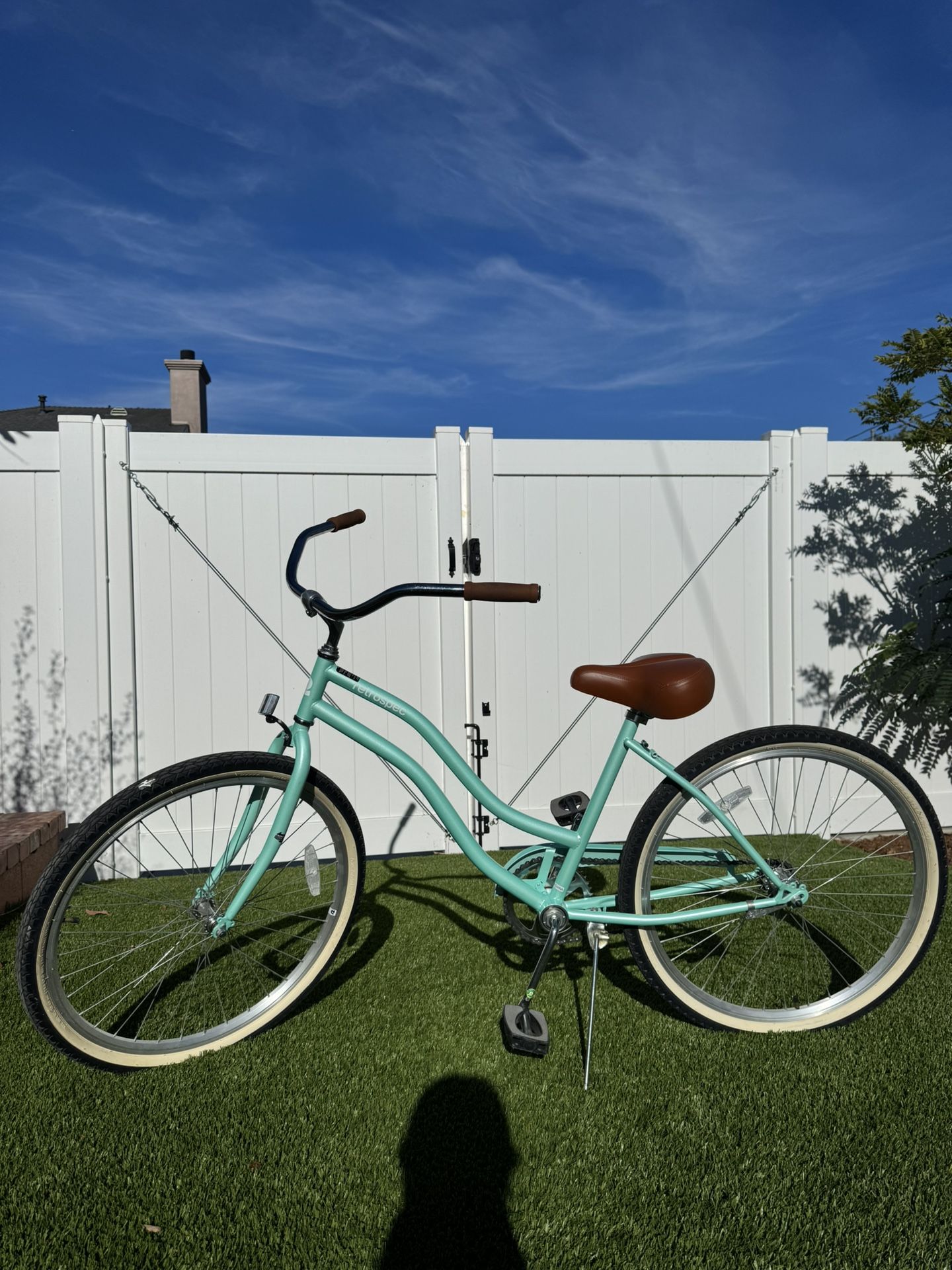 Girls beach cruiser
