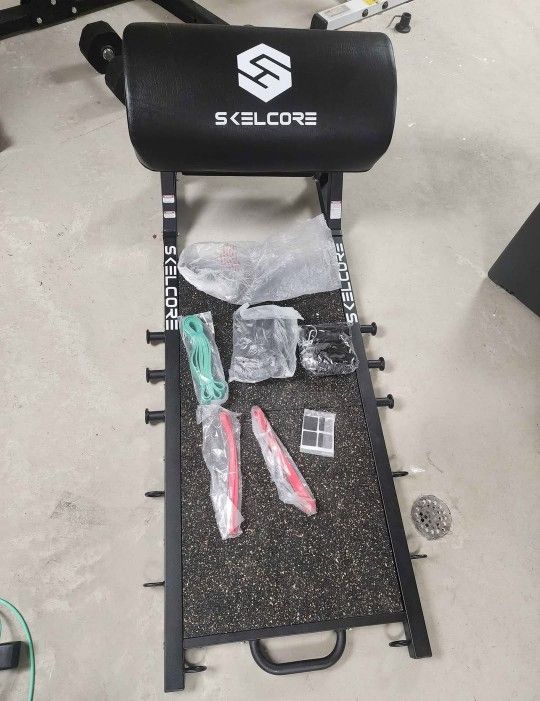 NEW Skelcore Platform Trainer, Full Body Home Gym system Black( NEW)