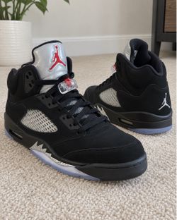 Nike Air Jordan 5 Retro Black Metallic Reimagined – Men’s Size 8 – Black Silver Red
