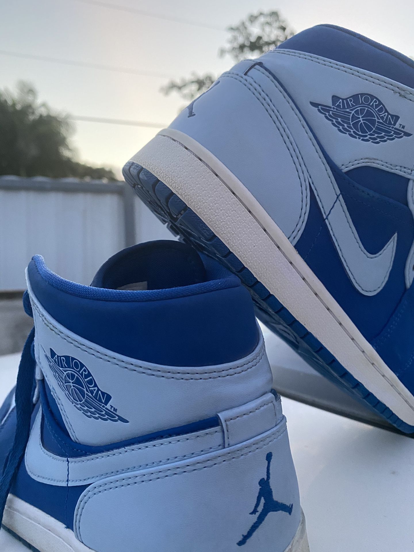 Air Jordan 1 Mid TEAM ROYAL ICE BLUE WHITE