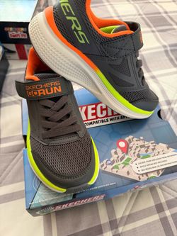 Tenis Skechers