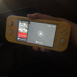 Nintendo Switch Light 