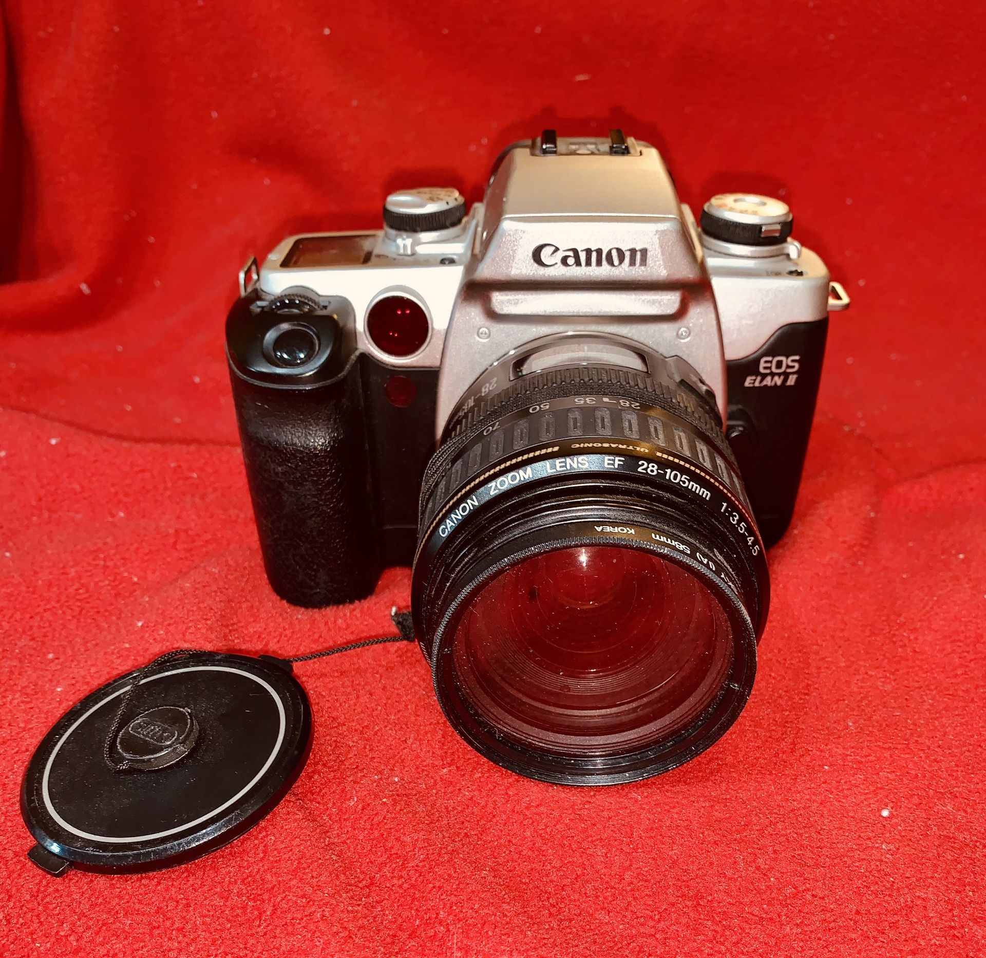 Canon EOS Elan II 35mm SLR Camera Bundle