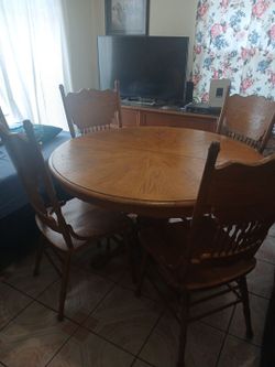 Table solid wood with extension and 5 chairs