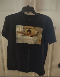 Very Good Condition Collectible Scarface Medium Size T-shirt