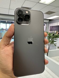 iPhone 13 Pro Max 128GB Unlocked (Financing Available)