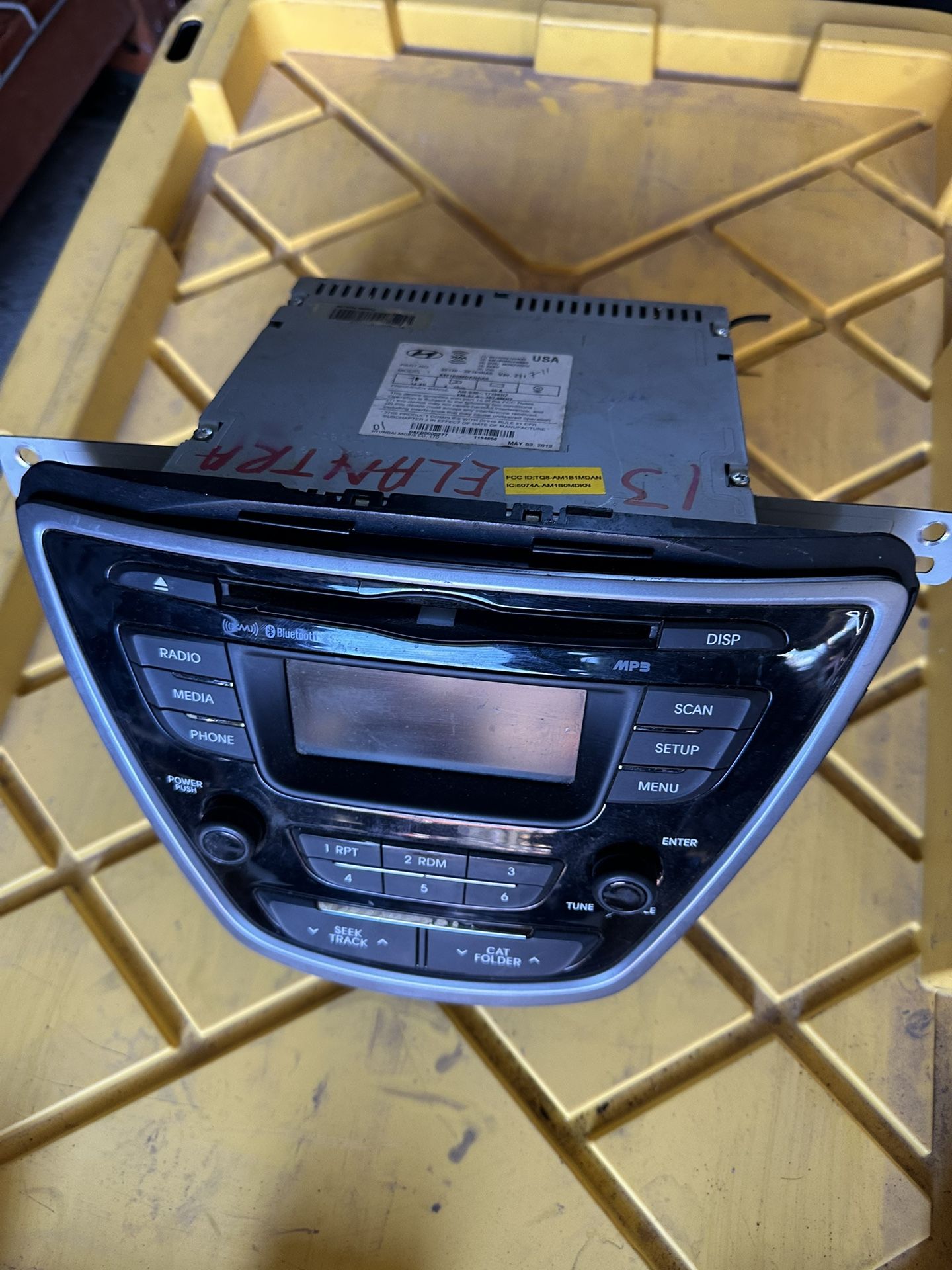 2013 Hyundai Elantra Stereo