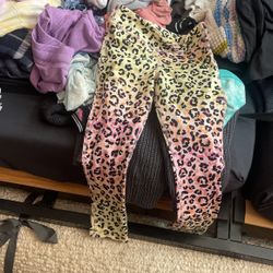 Yoga Pants Size 6 Girls