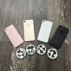 iPhone 7 UNLOCKED FOR ALL CARRIERS!