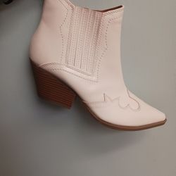 Indigo Rd. Womens Boots