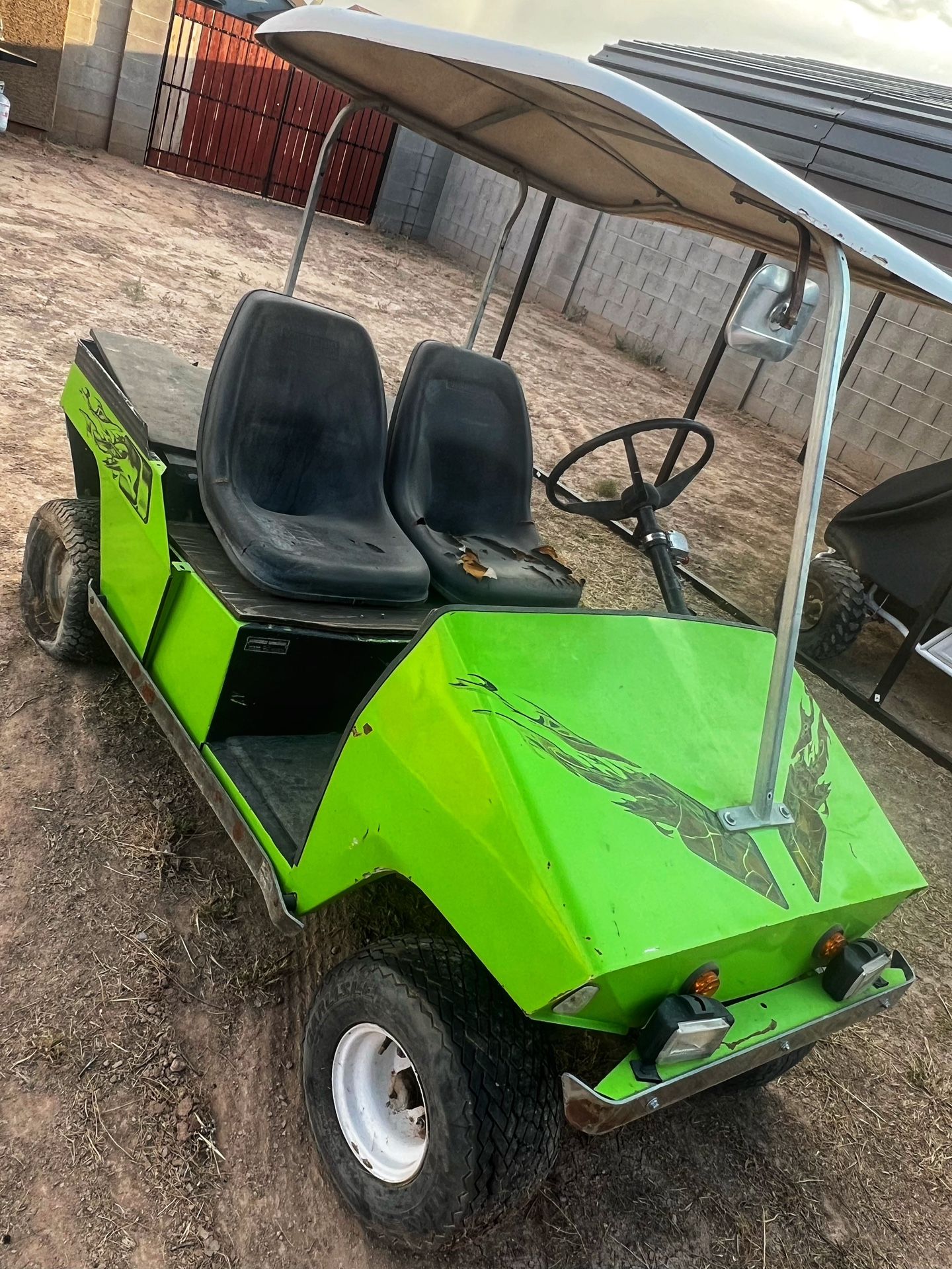 Taylor-Dunn Golf Kart