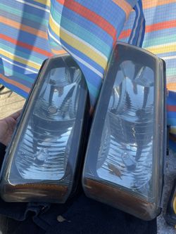 2003-2006 Chevy Silverado Headlights