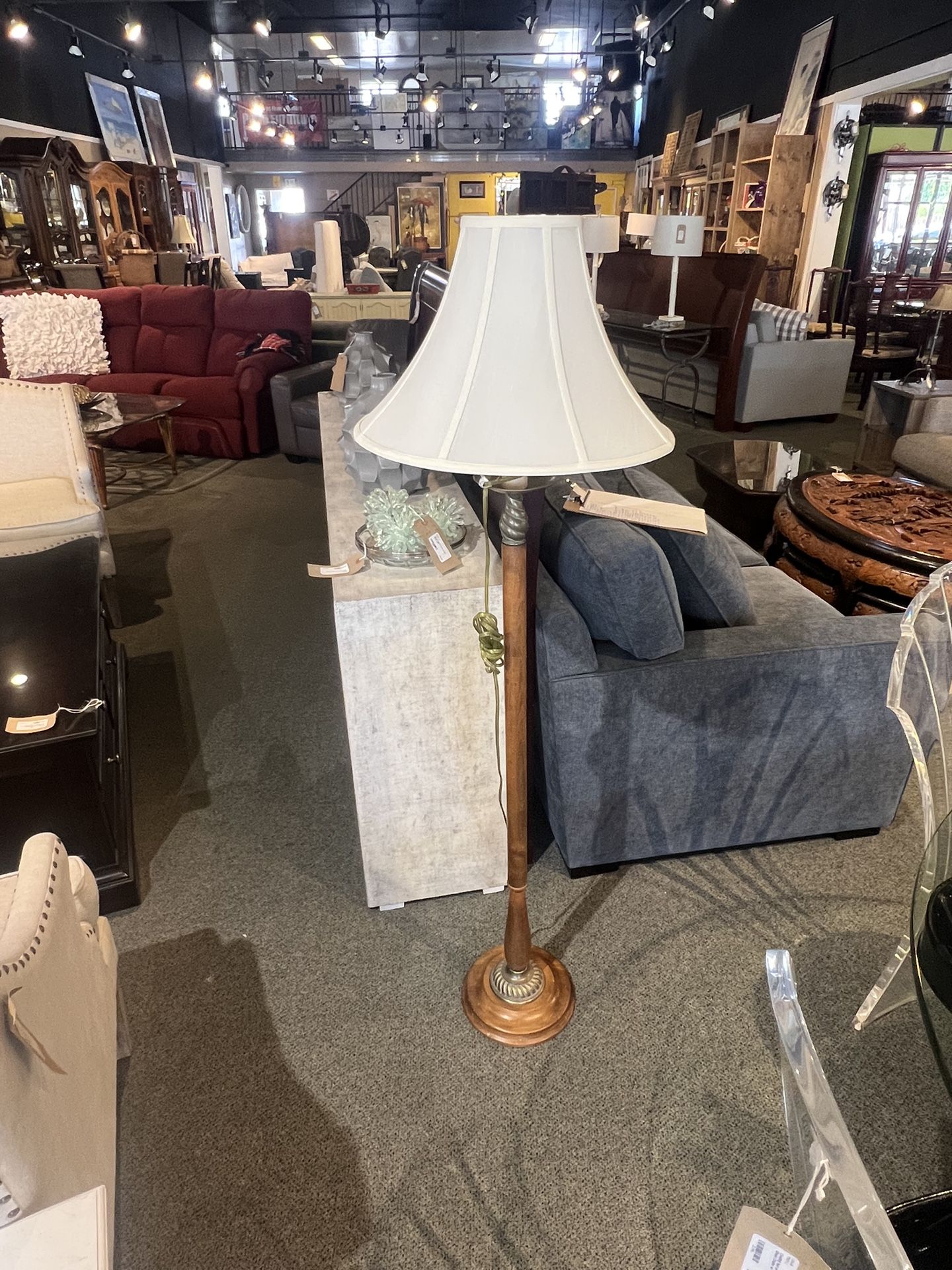 FLOOR LAMP: Ethan Allen Floor Lamp - 5' Tall - Antique Style Wood & Metal Base w/ White Shade SKU QRWEU7