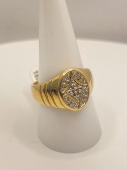 10K Yellow Gold Diamond Gents Ring 