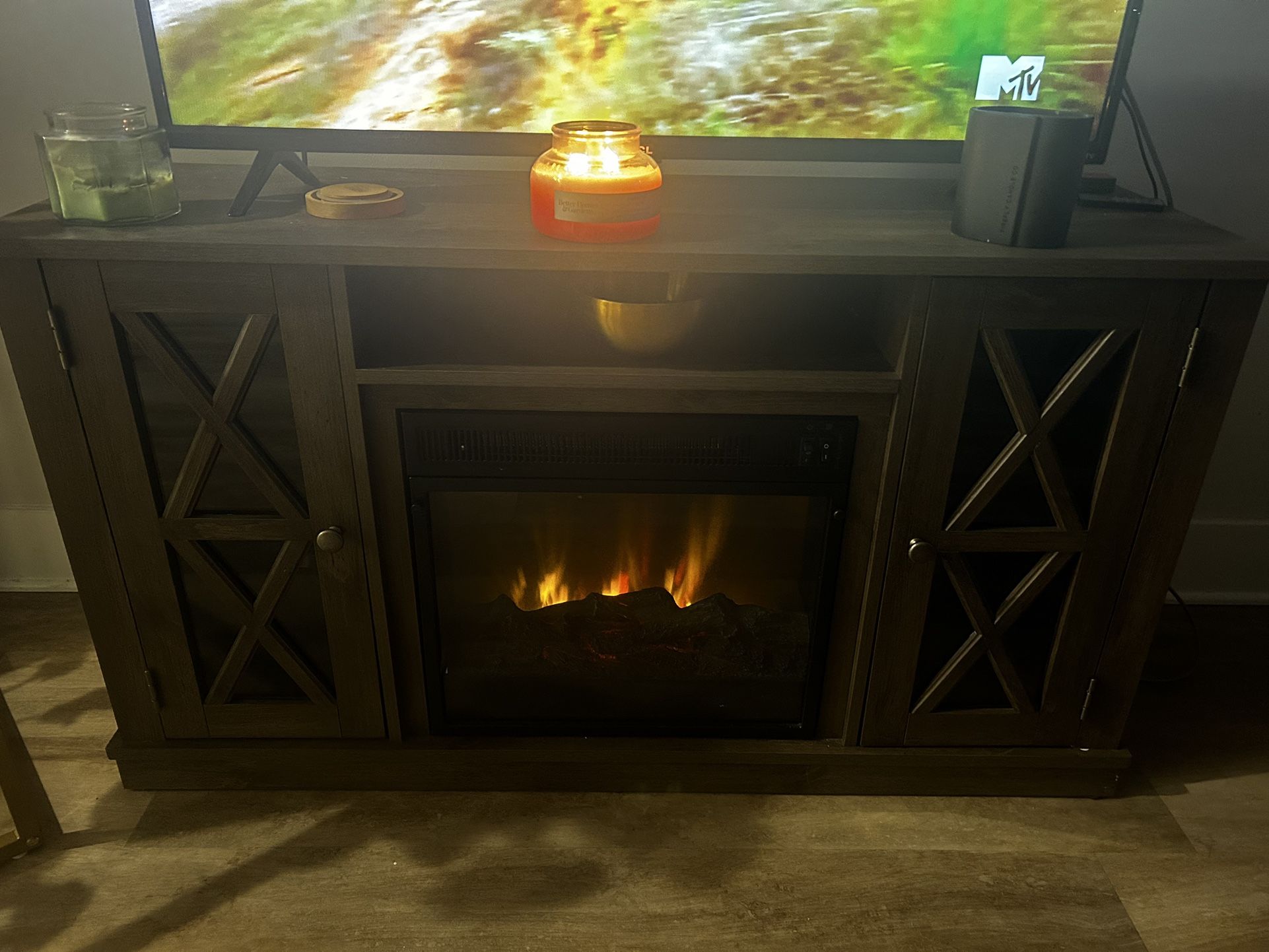 Fireplace 175 ! Or Best Offer If Asap!