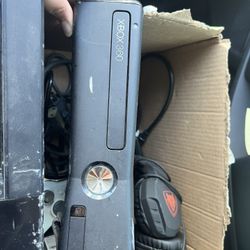 Xbox 360 No Hard drive, Xbox one, Controller, And Headset! 