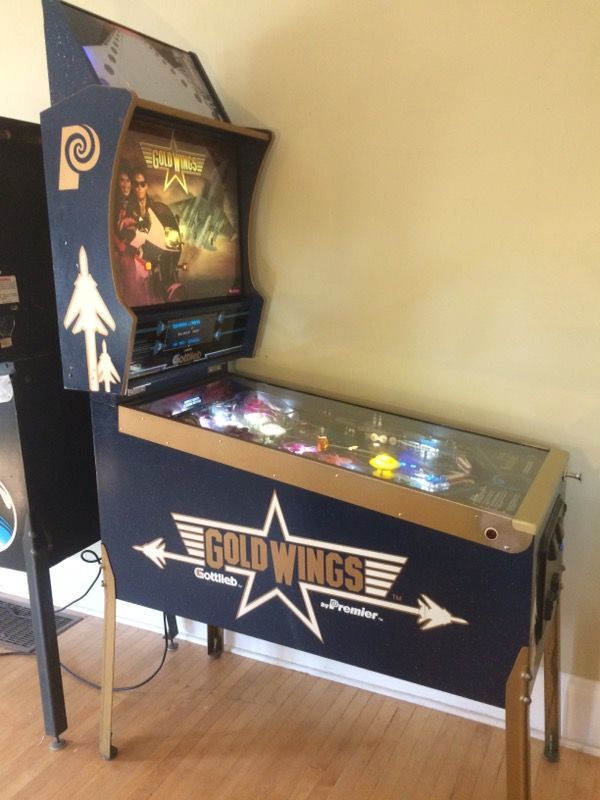Gold Wings Pinball Machine