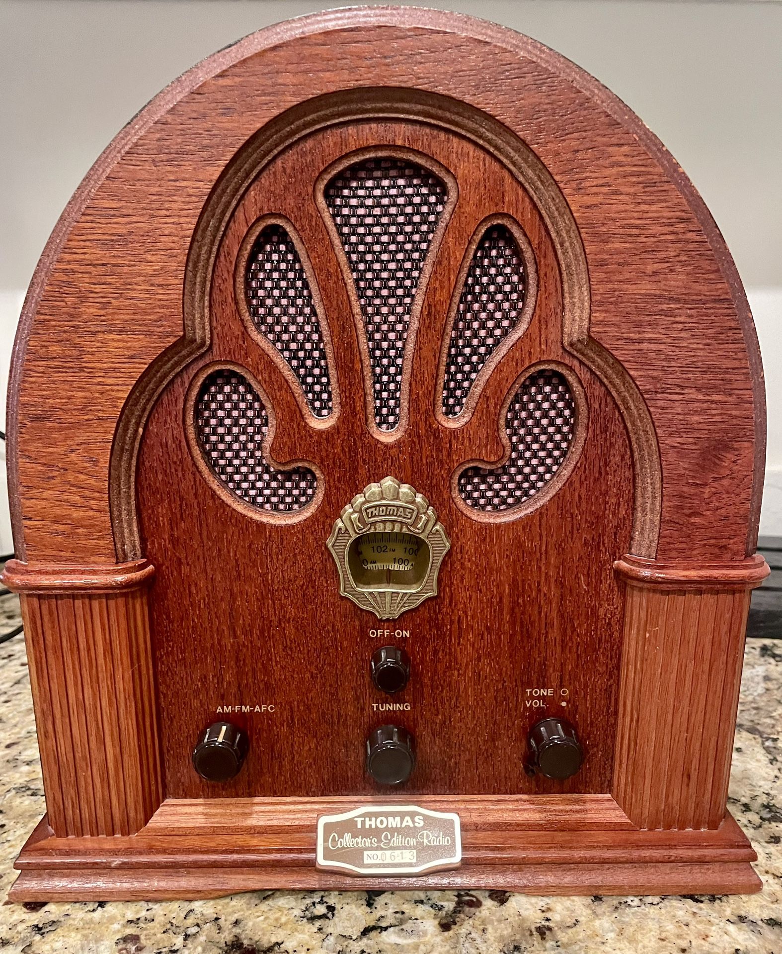 Vintage Thomas collection radio