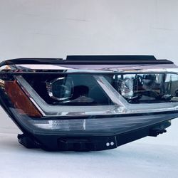 2020-2023 VOLKSWAGEN ATLAS CROSS SPORT RIGHT PASSENGER SIDE HEADLIGHT LED OEM