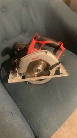 Milwaukee saw