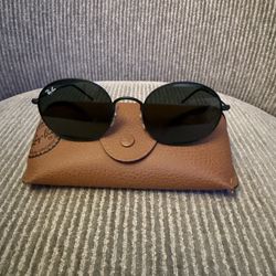 Ray Ban Black Metal Frame Sunglasses 