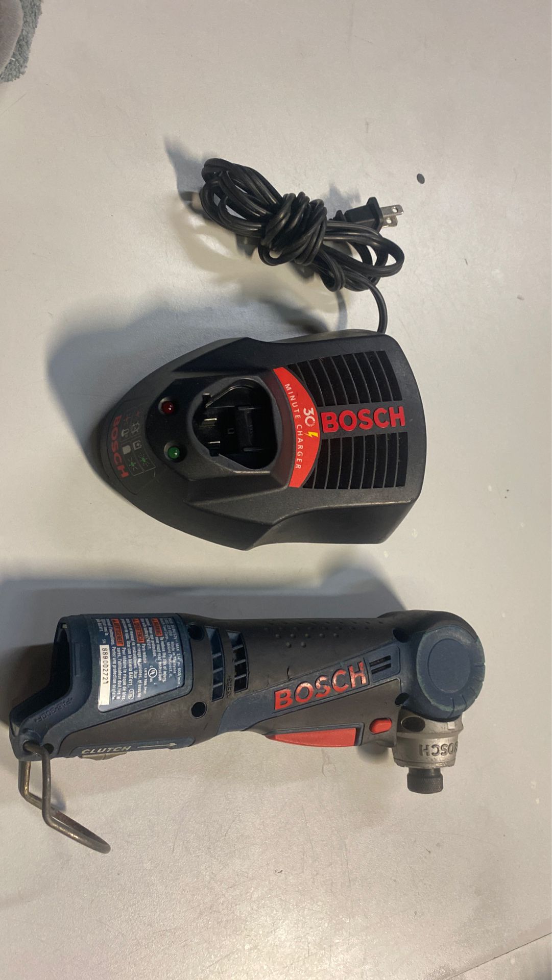 Bosch drill with chargers NO BATTERY INCLUDED