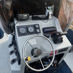 94 Center Console 1850 Travis Edition