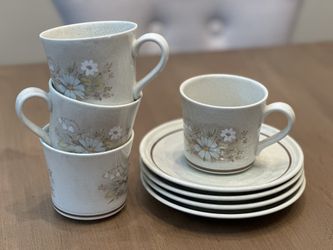 Vintage Royal Doulton Teacup Set Of 4