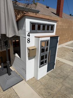 Kidcraft playhouse