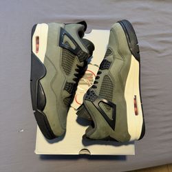 New Undefeated Jordan 4 Size 11.5