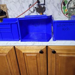 Plastic Stackable Bins