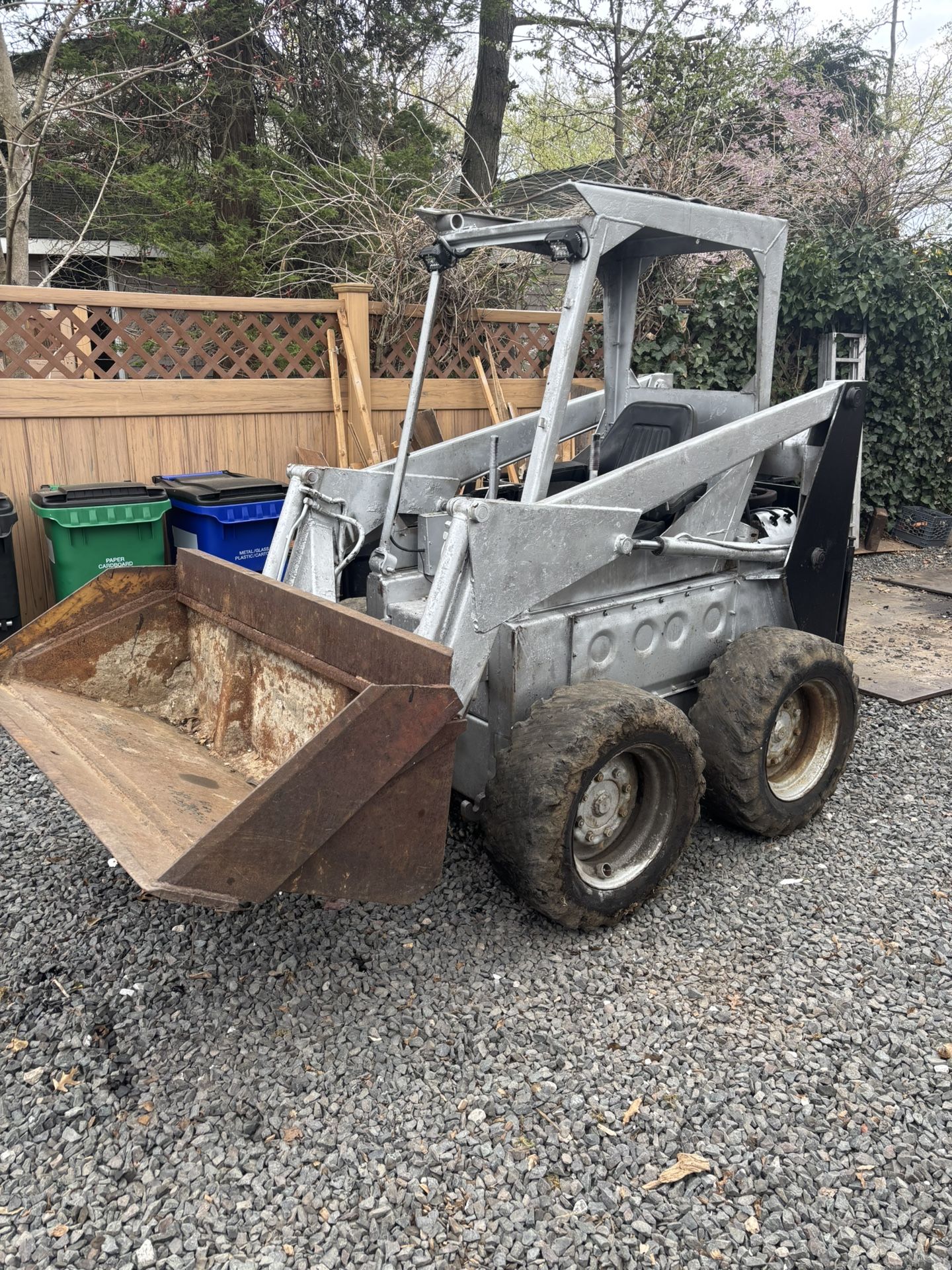 Bobcat Skidsteer Skid Steer M700