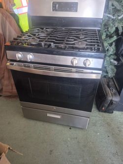 GE Stainless Steel Gas Range Oven