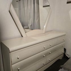 Bedroom Set 