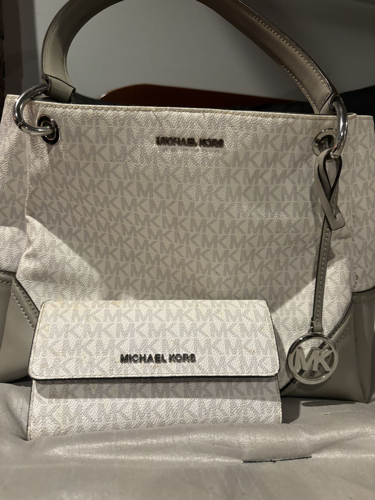 Michael Kors Authentic Handbag And Wallet