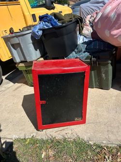 Rolling Metal Tool Cabinet