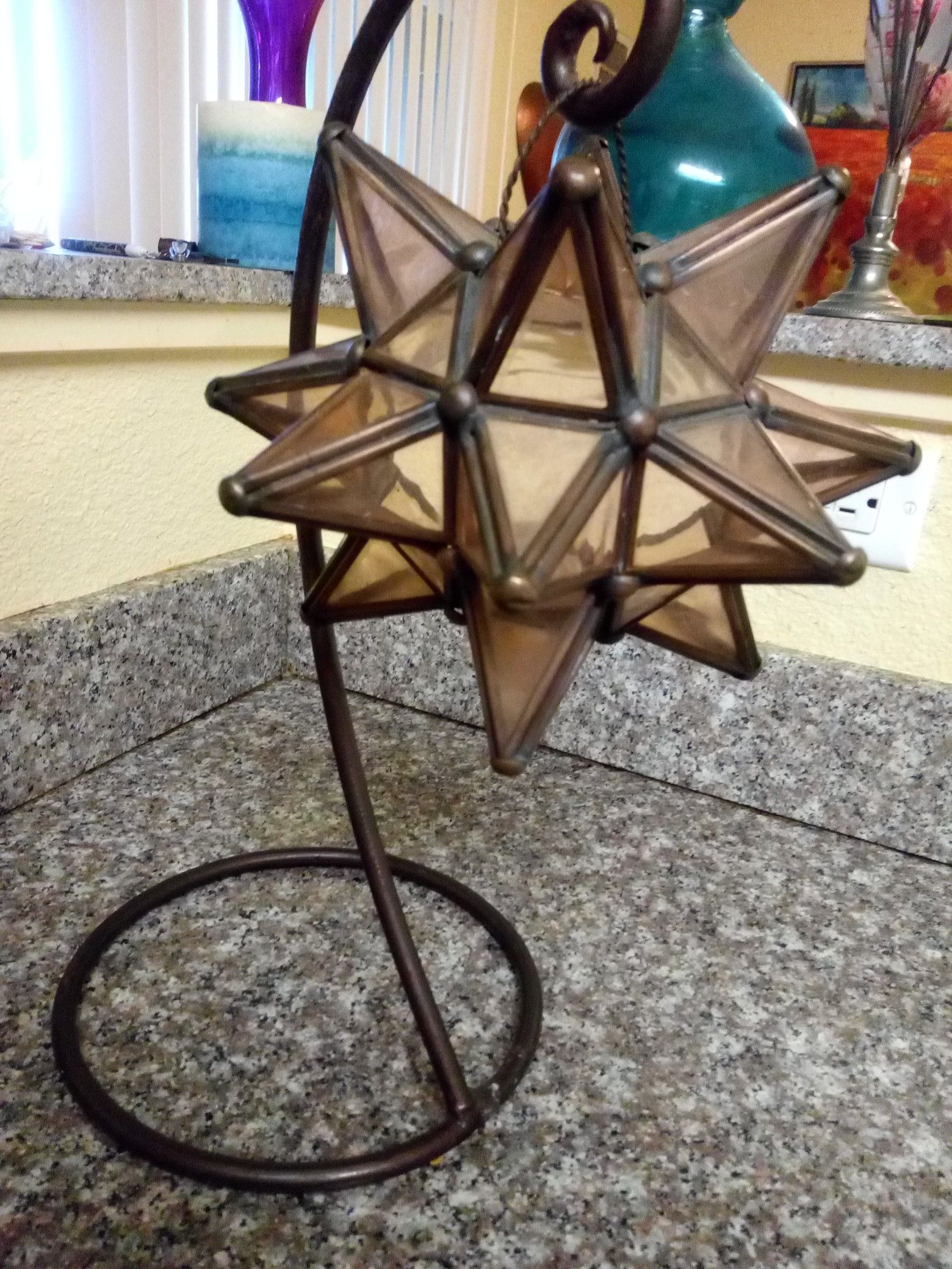 Candle holder