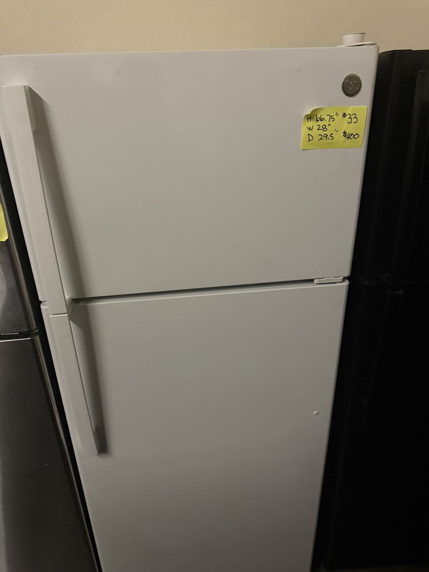 White Ge Refrigerator