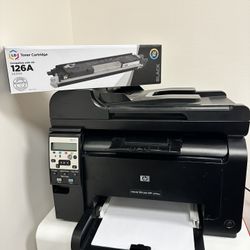 HP LASER Color Printer with new toner