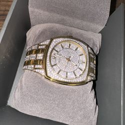 Men’s Gold Watch