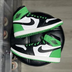 Air Jordan Retro 1s