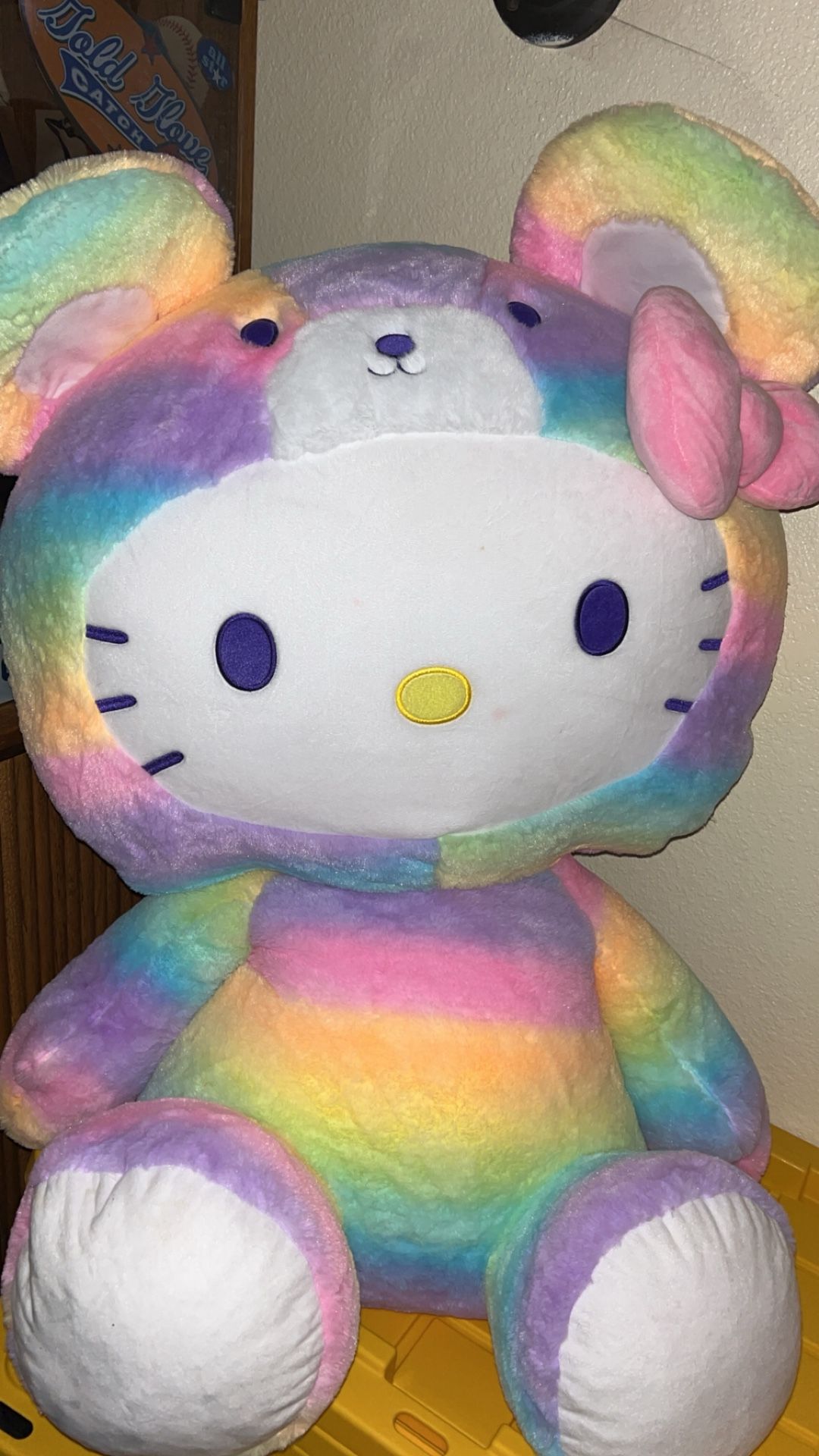 Hello Kitty Plush Giant 2 And A Half Feet Tall