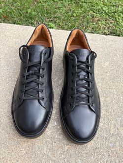 Men’s shoes. Practically brand new. Worn for 2 times.