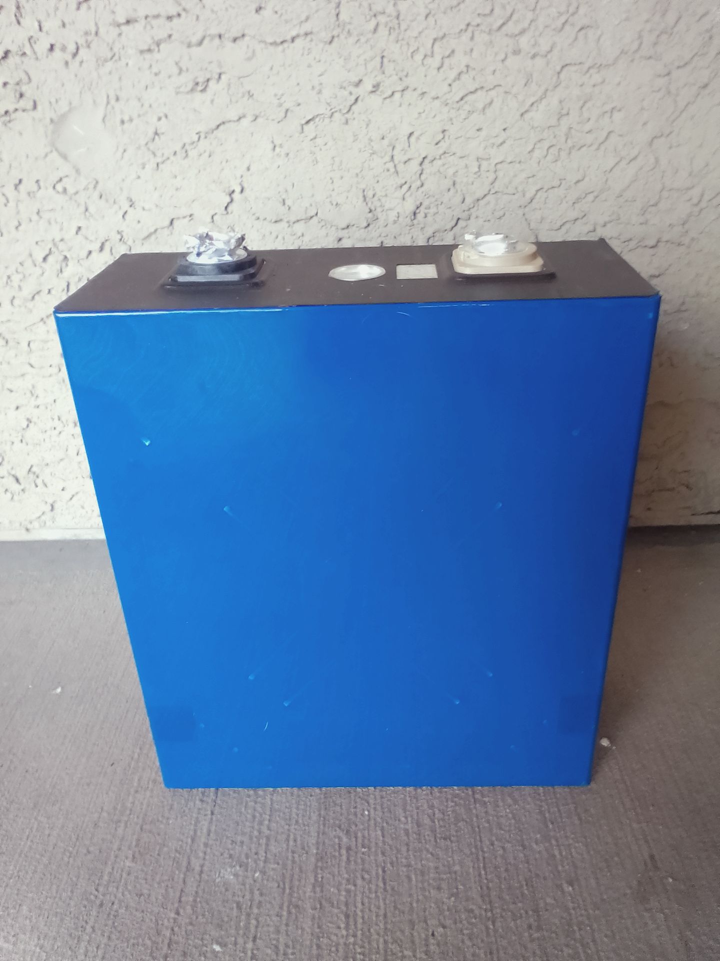 LiFePo4 Batteries 3.2V 280Ah (RV, Marine, Solar, Power Wall)